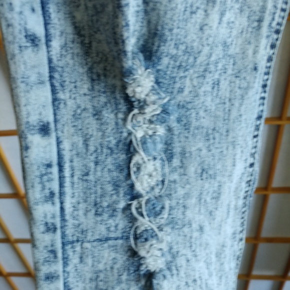 144.  Bamboo Jeans - Size 5 - Picture 6 of 8